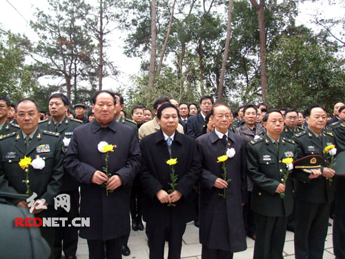 ����ʡί��ί��ʡί�ؕ��L��̩������������ʡί��ί��ʡ܊�^(q��)����ί�T�������Ҷ�����܊�¿ƌW(xu��)ԺԭԺ�L���ό������ɣ��������܊�¿ƌW(xu��)Ժԭ��Ժ�L���Ќ���������������܊�¿ƌW(xu��)Ժԭ��Ժ�L���Ќ��X��𩣨��һ���ȳ�ϯ�ǻҰ���xʽ��