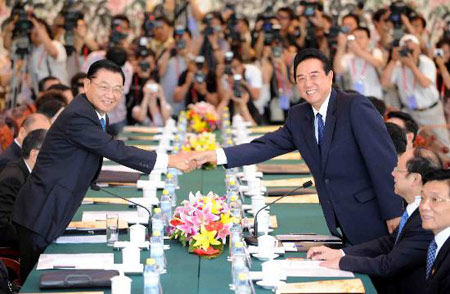 ���f(xi��)��(hu��)�L(zh��ng)������c������(hu��)�����L(zh��ng)��������(hu��)Մ(�D)