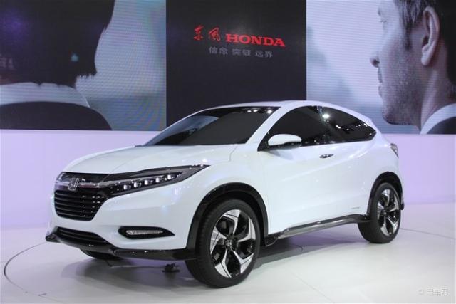 �|��С��SUV����܇�ɶ�܇չ���� 12������