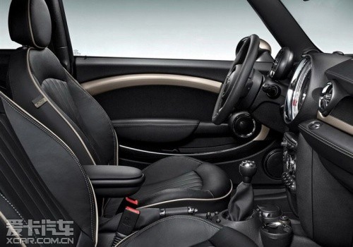 MINI����CLUBMAN�؄e��