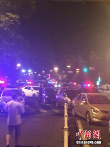 �Y�ψD���� �z