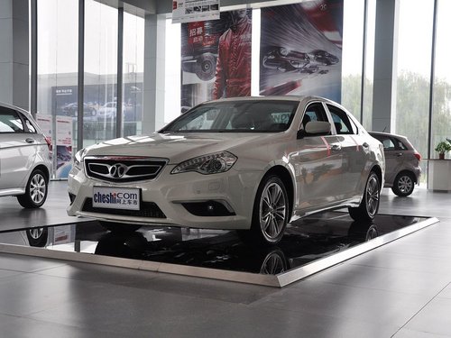 ������܇(����)  2.0T �Ԅ�(d��ng) ܇�v��ǰ45��ҕ��