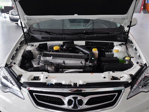 ������܇(����)  2.0T �Ԅ�(d��ng) �l(f��)��(d��ng)�C(j��)�ֲ��،�