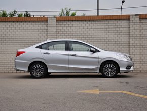 �V������  1.8L �Ԅ� ܇�v���҂�