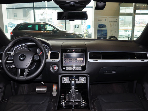 ��(�M(j��n)��)  V6 3.0TSI �Ԅ�(d��ng) �п��_(t��i)���w