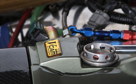 �ձ�������(j��)��܇��800ƥ�ծa(ch��n)GT-R R34���b��9��