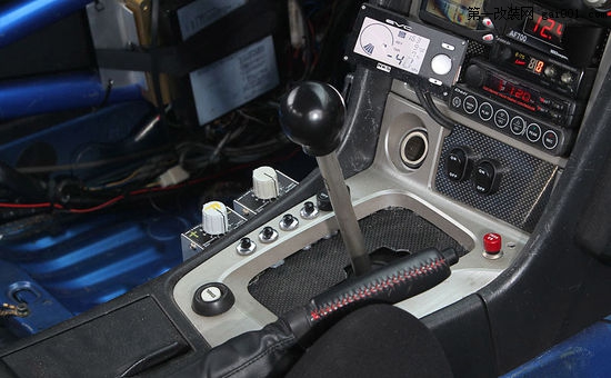 �ձ�������(j��)��܇��800ƥ�ծa(ch��n)GT-R R34���b��19��