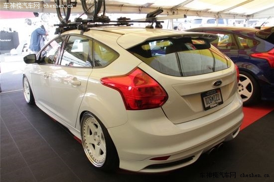 ����ɫ���鹝(ji��) SEMA�ϵĸ��ظ���˹ST���b SEMA,���ظ���˹ST,��܇���b