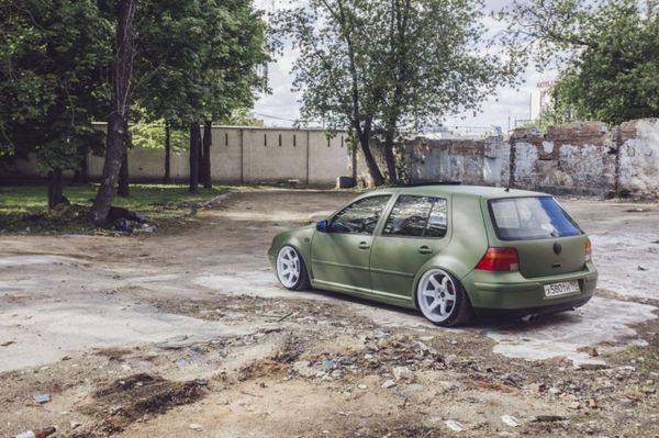 �ߠ���4���b