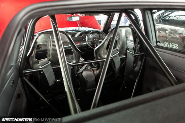 ������������ف��u ����Escort���b�b�p