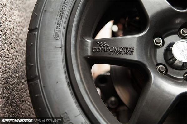 ������������ف��u ����Escort���b�b�p