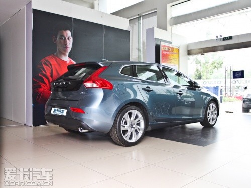 �֠���2013���֠���V40