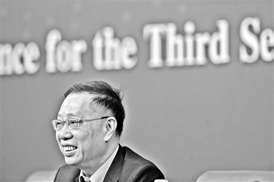 ���f(xi��)ί�T�S������Ӌ(j��)����(j��ng)��(j��)�ֶ����M(j��n)�t(y��)���в�ͨ