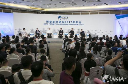 �����ڳ�ϯ���� Մ���Ą�(chu��ng)��(qi��ng)��(gu��)���`��֮��