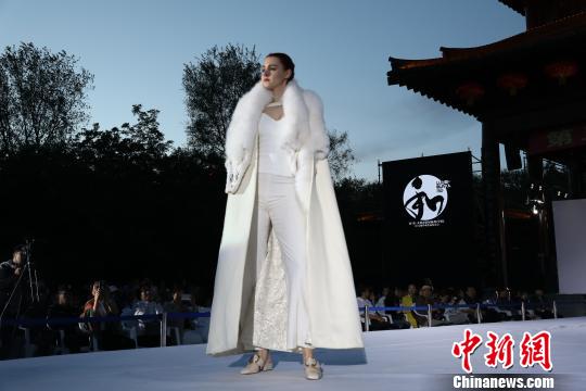 �������I(y��)���r(sh��)�b����Ⱦ���(y��ng)����֮���Ļ�ˇ�g(sh��)��