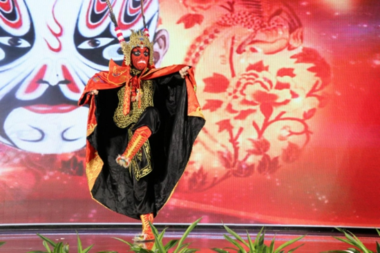 �����Ļ��������(d��ng)֮����퍽��L(f��ng)����(j��ng)����С���(zhu��n)��(ch��ng)��Ŀ�ݳ��ڶ�վ�����