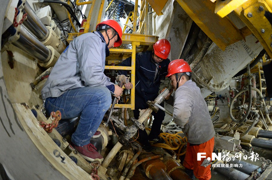 �Q��(zh��n)���F���O(sh��)������(ji��n)�ꡱ��5000�������O(sh��)�ߊ^��(zh��n)һ��