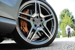 ���Y(�M��)  SLS AMG