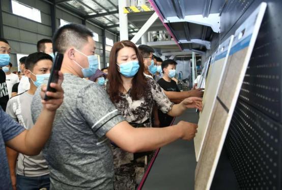 �f(w��n)�A���B(t��i)�Ƽ�ƽݛ�S�^(q��)Ͷ�a(ch��n)�xʽ�A�M�e��