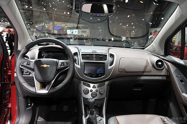 [��(gu��)��(n��i)܇Ӎ]ѩ���mTrax�����鄓(chu��ng)�� 4������