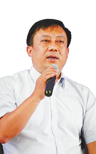 ���Ă�(g��)ȫ�桱���Մ���M(j��n)�¿h:��ؚ����(ji��n)����С��