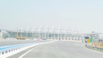 �����ݵ�һ�T�����µ����� �C(j��)���������M(f��i)վ�����ϱ�վ