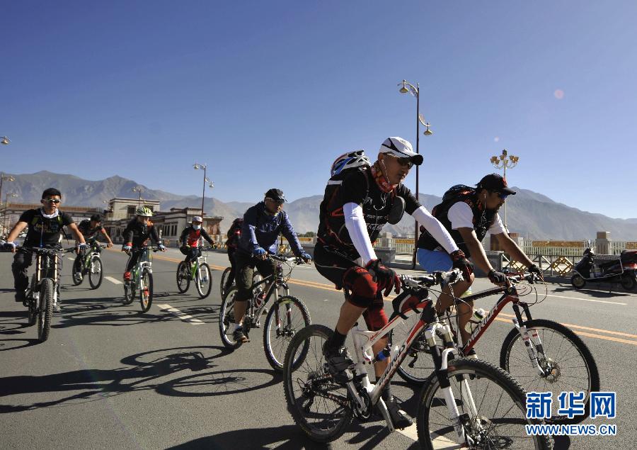 (�x��50�ꡤ����������)(1)�������_�еĭh(hu��n)������������