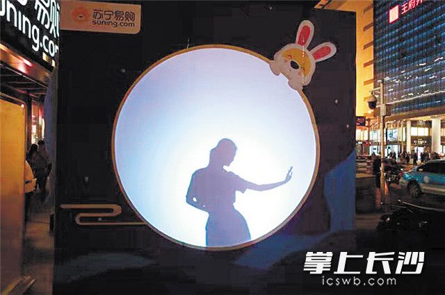 �̈��еġ������������ͼ�ӰС�ݳɞ����������պ�Ӱ�ğ��T�����c�����Lɳ���ȫý�wӛ�� ����Ƽ �z