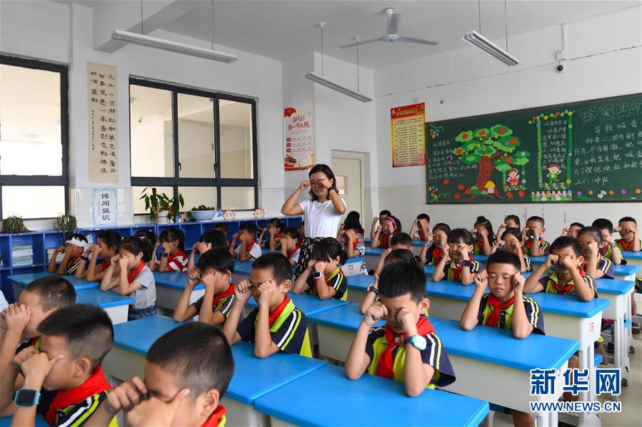 #�����(hu��)����1���F���ʑѣ��_(k��i)�W(xu��)��һ�n �ı��o(h��)�۾��_(k��i)ʼ