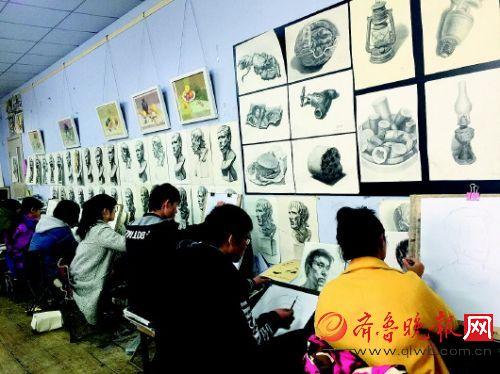 2017ˇ������܊�^��(zh��n) �������򲻶�Ҏ(gu��)�t���ߏ�·