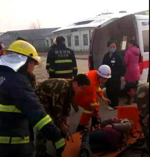 �ӱ�һ��ѩ��(ch��ng)�l(f��)��̮������ͣ �����ο��܂�