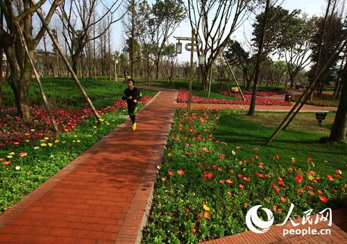 ��������(gu��)������ü֮�����ɫ