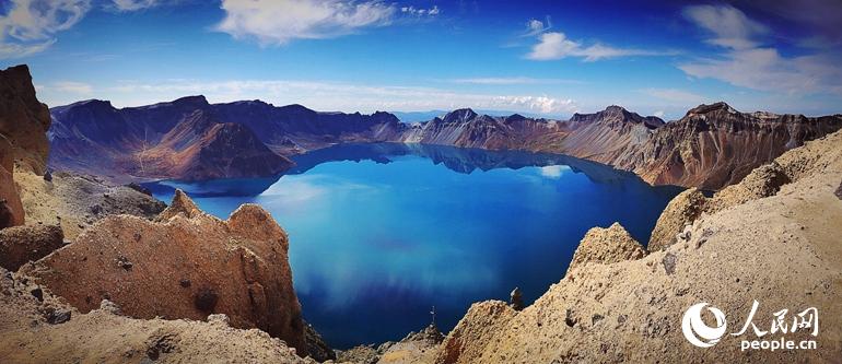 ���壺����r(sh��)��(ji��) ����ȥ���L��ɽ��һĨ��ɫ