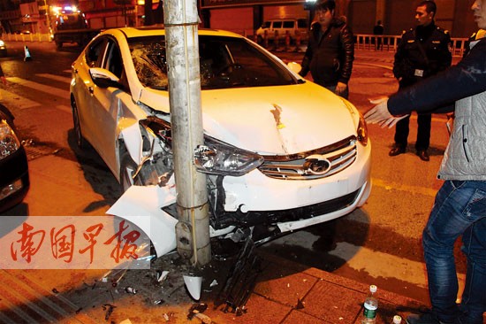 ���ӱ����{(di��o)��DŮ��6�˴� ����(f��)�{܇ײĦ��