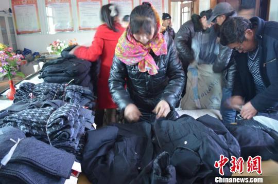 2��5�գ��������½��򹤵ĸ��C��Ҵ�񘷿hŮ����ϼ���l(xi��ng)�����ڌ��l(xi��ng)�H���ϵĒ������I��60����������ٛ��ͬ��ؚ���������ˡ���䛔z