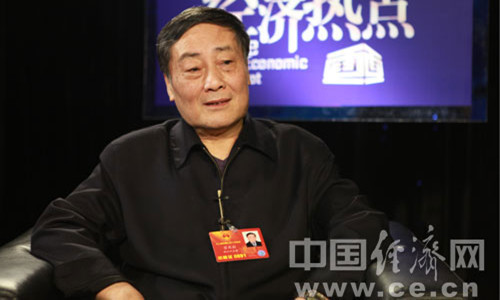 ȫ��(gu��)�˴�������޹������F(tu��n)�����L(zh��ng)�濂��(j��ng)���ڑc�������н�(j��ng)�ھ�(xi��n)�L(f��ng)Մ����С�w/�z���Y�ψD��