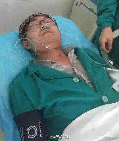 �����ӏ�(qi��ng)�нӲ����m(x��)������Ů������˵�Ǹ(�D)