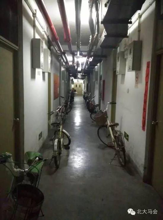 �����،W(xu��)У�����ù��y��:�o(w��)��ͬ�o(w��)�籣���r(sh��)�Ӱ�