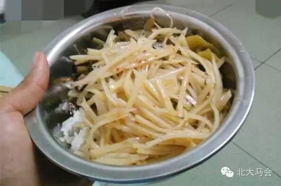 �����،W(xu��)У�����ù��y��:�o(w��)��ͬ�o(w��)�籣���r(sh��)�Ӱ�