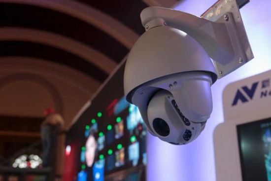 2015��11��26�����Ϻ�չ�[���ģ��S�ֹ���(li��n)չʾ�ġ������ۡ����ܑ�(y��ng)�îa(ch��n)Ʒ���������������O(ji��n)�����A(y��)�y���茧(d��o)���𵽷e�O������