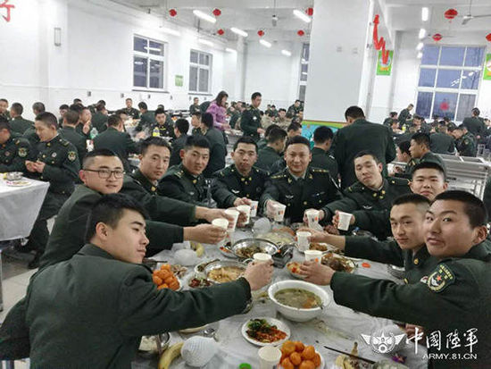 �D��38܊�ٱ��e��ӭ�´���