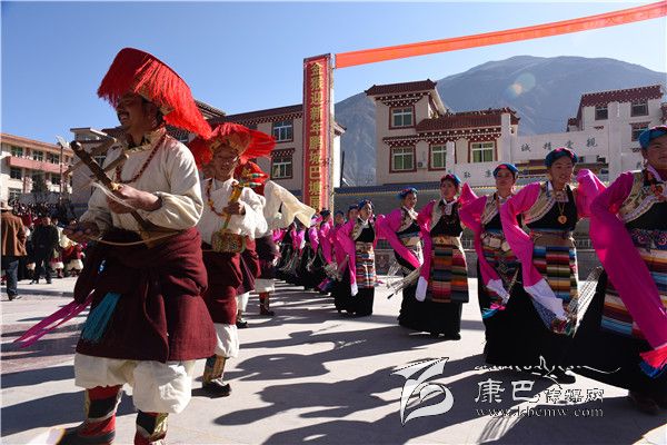 ���´��߻��ӣ�����ǧ��Ⱥ��չ�ݷ��z����c�´�