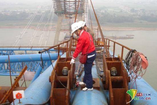 �����cʩ����λ�����̎��M����Ҫ��(ji��)�c̎�ļ��g���������˹��D