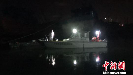 ��ҹ������~�|��3�˱���Ȫ�ݾ���(li��n)�Ӿ���