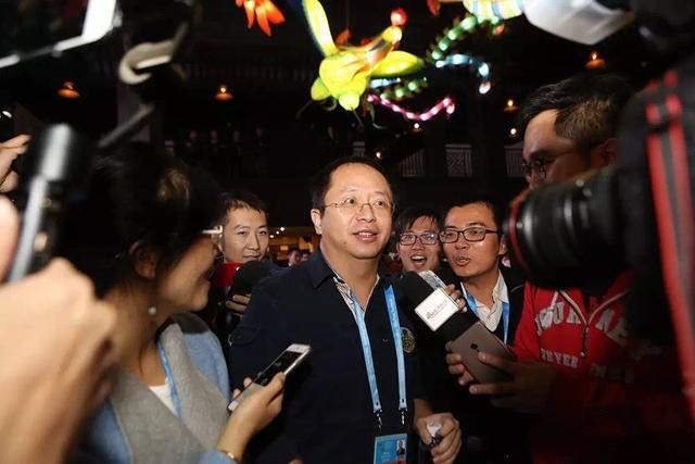 ���ԾW(w��ng)�j(lu��)�DƬ