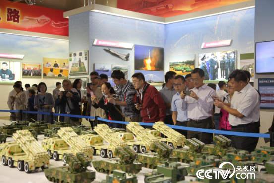 �����ƵZ�^�M�����ꡱ�ɾ�չ���Ї��ٶ�Ȧ�������W(xu��)�����Ї���ô�� ����ȥ����