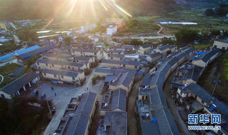 ����5�����F(xi��n)���A���傥����d���Є�ָ�ϡ������h��ʮ�Ŵ�����ƽ�r���Ї���ɫ������x˼��