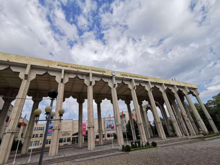 ��(x��)��ϯ�w����ʲ�P�����@���c���z�I֮·�����о���