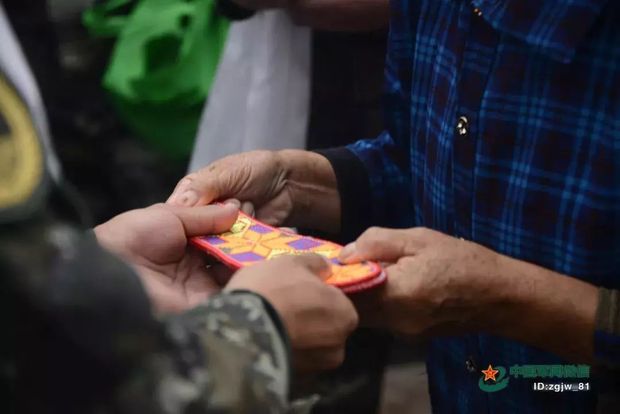 �@�β���30���ҕ�l��׌܊�˸е�ů����