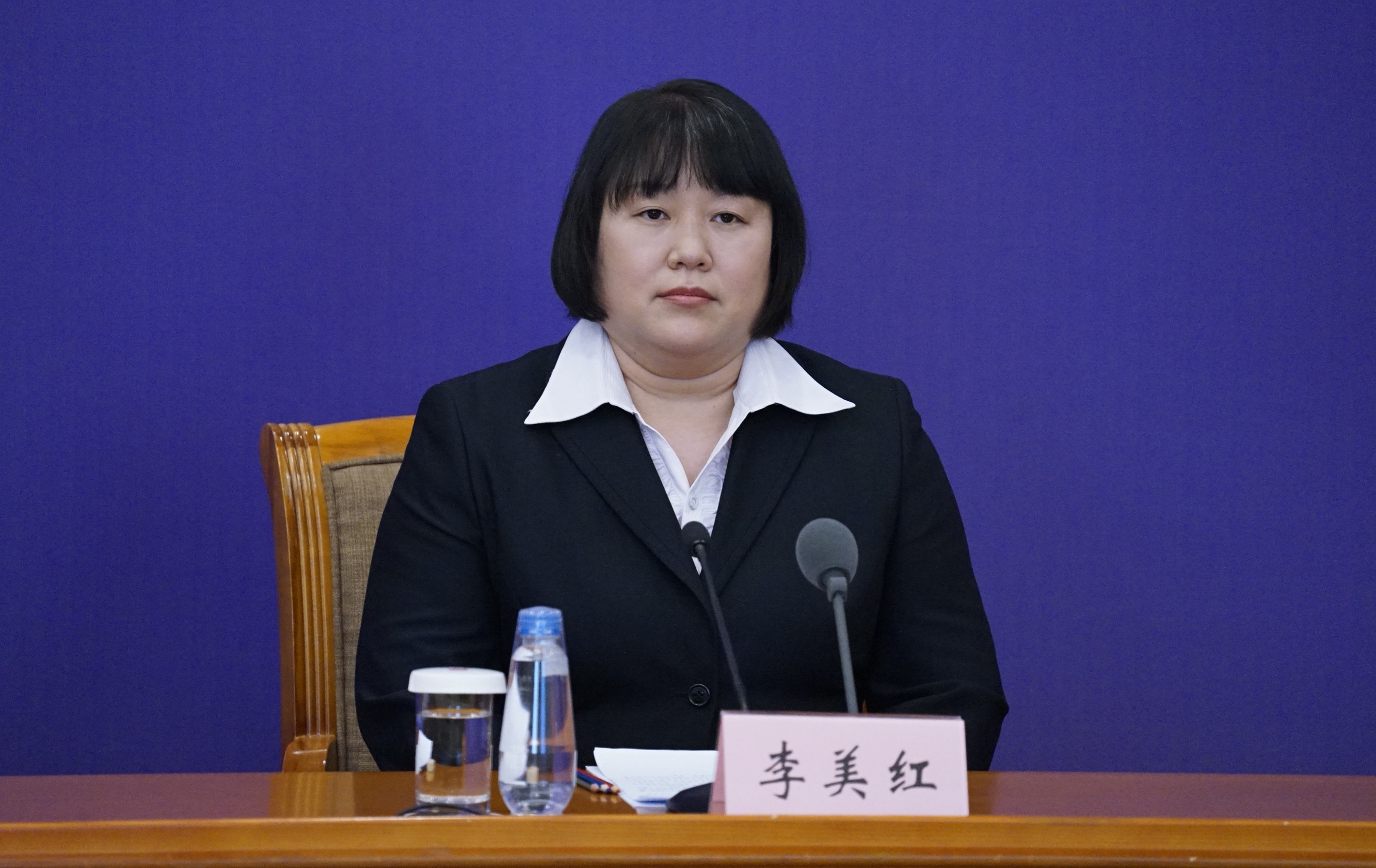 ������ʯ��ɽ�^(q��)�˽ǽֵ��˽�������^(q��)�hί��ӛ�����t